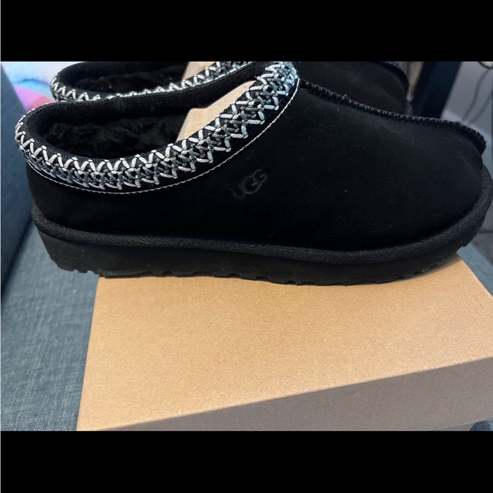 Uggs Tasman